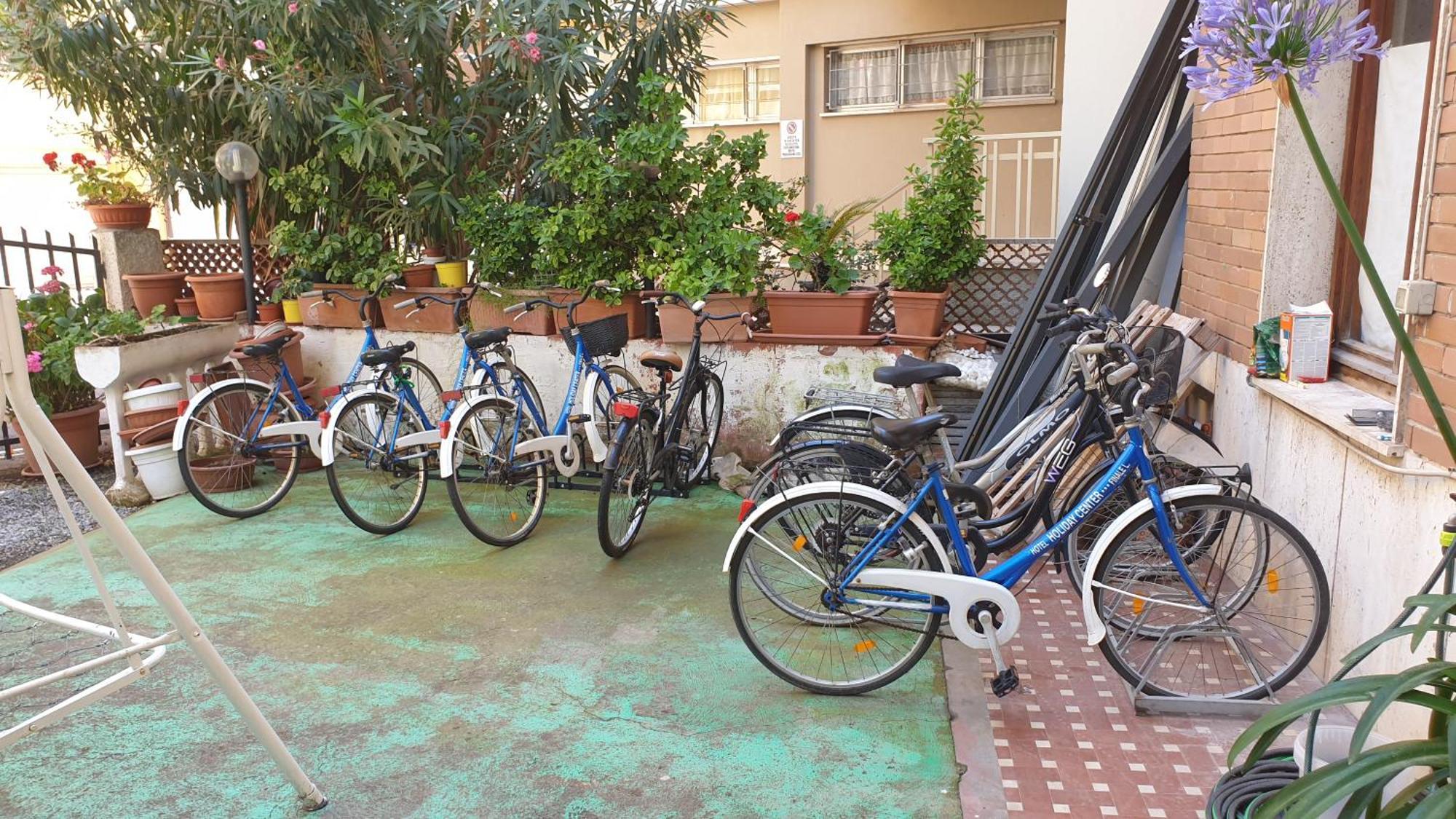 פינאלה ליגורה Piccolo Hotel Holiday Center מראה חיצוני תמונה